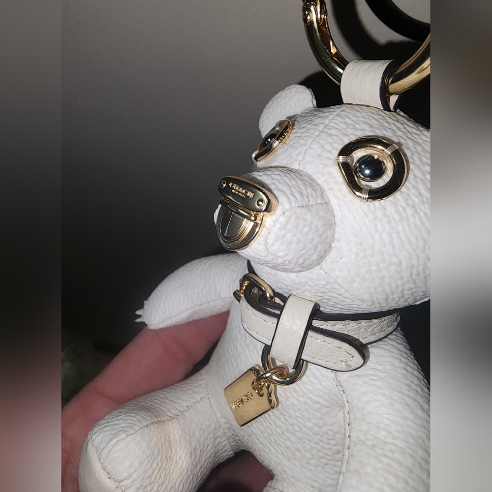 Coach Signature C White Cream Leather Mixed Metals Bear Purse Charm Keychain NEW - Picture 11 of 17